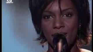 Sofia Barbosa &  Joana Melo - Povo que lavas no rio OT