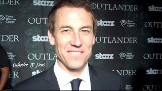 Outlander TV News’ Tartan Carpet Interview with Tobias Menzies video
