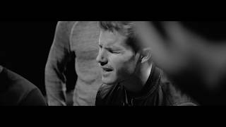 Jon McLaughlin - Hallelujah This Christmas (feat. Straight No Chaser) [OFFICIAL VIDEO]