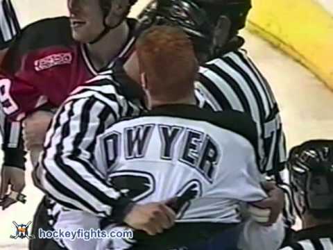 Krzysztof Oliwa vs Gordie Dwyer