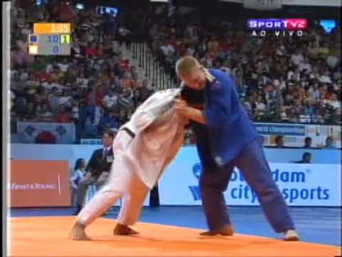 Mundial de Judô Rotterdam 2009   Axel Clerget FRA vs  Nacif Elias BRA