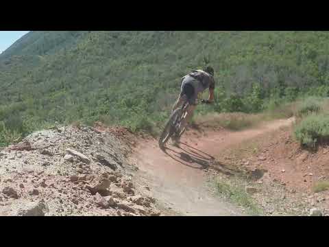  A video tour of the major       Spanish Oaks trails...