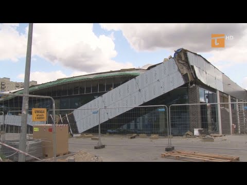 The ceiling of a supermarket under construction collapsed - Tv Tetka Tczew HD