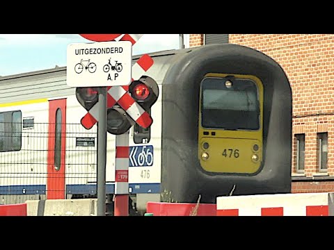 Hogeweg Level Crossing Menen