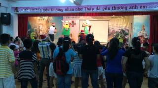 Download lagu Feliz Navidad - Walk Off The Earth (Minions version) - Tập 2 mp3