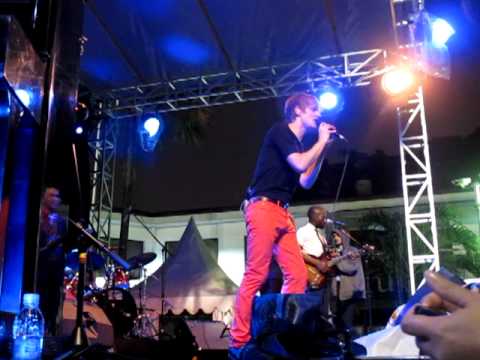 Wouter Hamel and Calvin Jeremy - Berdua - Erasmus Huis Jakarta, 2013