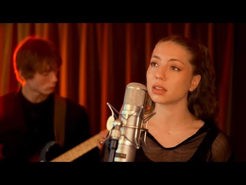 Olympe Chabert - Trop (Session acoustique)