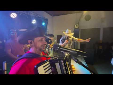 Os Manda Brasa do Forró em Matias Barbosa - Mg em 02/11/2025. Se inscreve no canal aí pessoal 👈