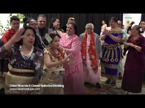 Chloe 'Akau'ola & Chanel 'Apikotoa  Wedding - Tau'olunga e Kui