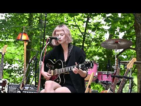 Levi Musique Opened for Nicole Atkins-Billsville 20220704