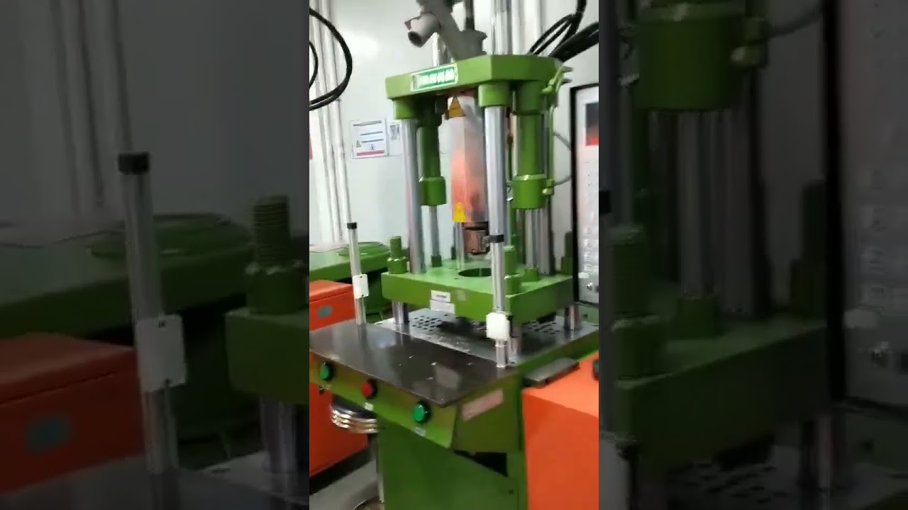 Second hand vertical injection molding machine model