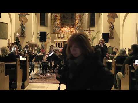 Školský orchester ZUŠ Šurany   Vianočný hymnus