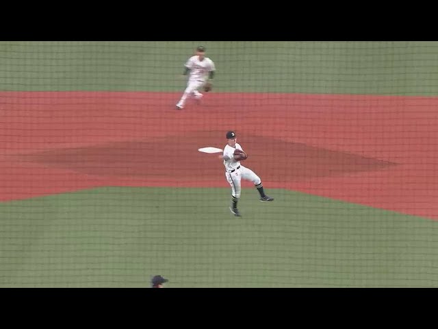 【1回表】バファローズ・野口智哉 ランニングスローで出塁を阻止!! 2022年5月27日 オリックス・バファローズ 対 中日ドラゴンズ