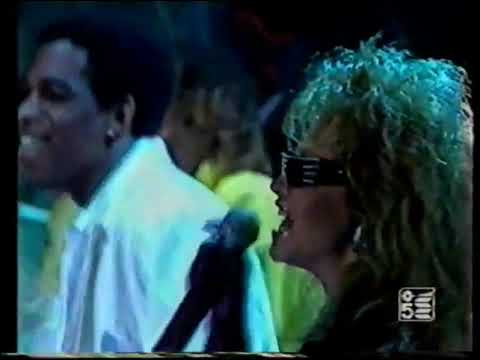 PATTY & ORLANDO JOHNSON - Woman Is Light (Festivalbar, Siena, 1985)