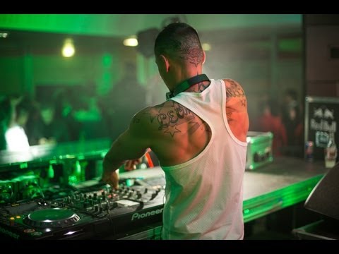 LEOMEO in LIVE @ MARVELLOUS ISLAND FESTIVAL in PARIS