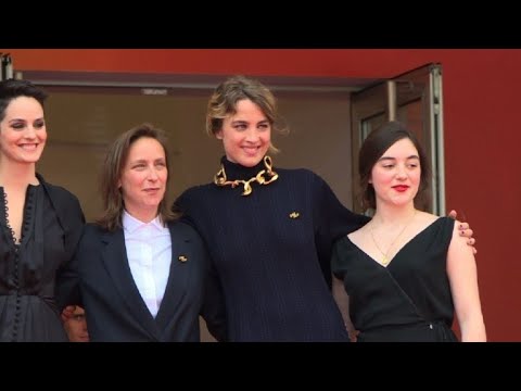 Cannes: Red carpet for "Portrait of a Lady on Fire"