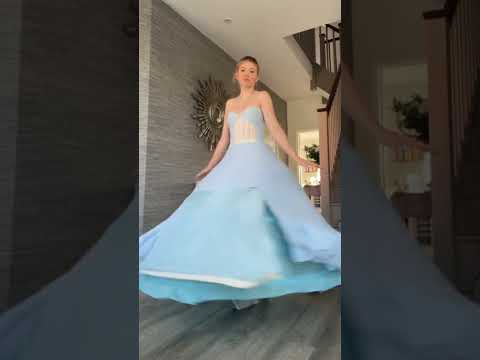 Insane Crochet Dress! 👗 (TT: @ev3lynjadee)