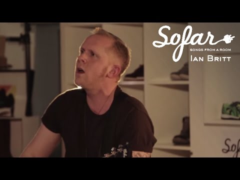 Ian Britt - Staying Alive | Sofar London