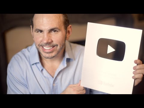 Matt Hardy Unboxes YouTube Button Award, NJPW New Beginning In Osaka Attendance | Fight-Size Update