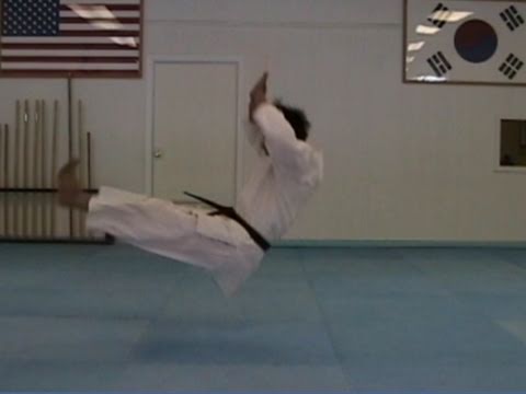 Judo: Introduction for Beginners | Falling and Rolling Backwards | TaekwonWoo How to