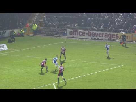 Bristol Rovers v Blades - match action