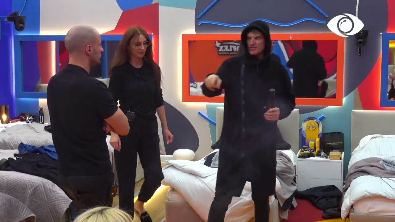 Ti nuk ke identitet në lojë/ Bledi-Kristit: Nuk je lojtar i fortë!