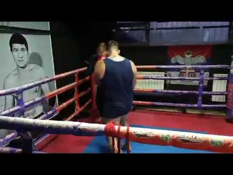 K.GOLUBOVIC KRUZNI SPARINZI