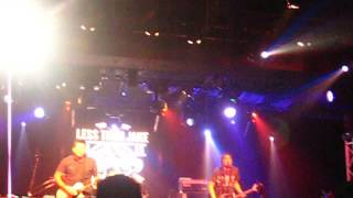 Download lagu Less Than Jake-Big Crash mp3 Download lagu Less Than Jake-Big Crash mp3
