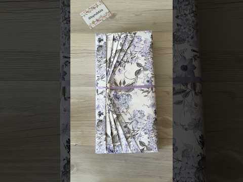 How to wrap a gift! Pleated gift wrapping idea #fyp #how #gift #giftwrapping #wrapping #byrubbia