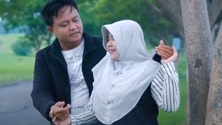 Download lagu Duetnya mesra banget bikin klepek2 || Lusiana Safara ft Acik RMX mp3