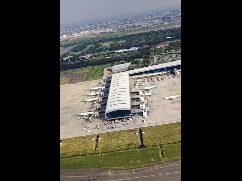 Vistas deslumbrantes da cidade de Jacarta e Soekarno Hatta Int'l T3