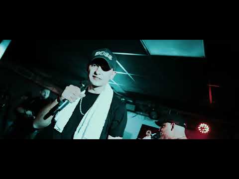 EINZ.DREI X GAROS63 -  IM PARK