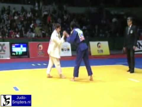 Judo 2009 Hamburg: Zhu (CHN) - Caprioriu (ROU) [-57kg].