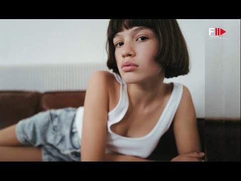 Top Newcomer SMILLA OSSWALD Model FW 2022 - Fashion Channel