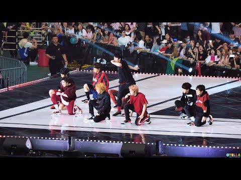 180802 Stray Kids(스트레이 키즈) - District 9 / 2018 KMF