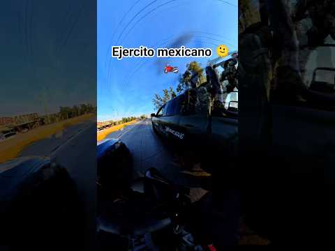 El ejército mexicano, sobresale la moto? #motos #biker #yamahar3 #duke #motovlog #motovlogger #ejerc