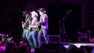Brooks &amp; Dunn - Honky Tonk Truth @ Enmarket Arena Savannah Ga 06/16/22 (6 of 19) Full Concert