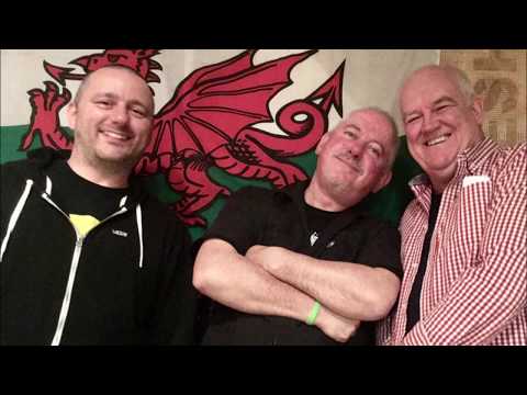 Jon Langford's Men Of Gwent -  "Christmas Carol, Christmas Ray"