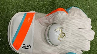 Kookaburra Wicket Keeping Gloves 700