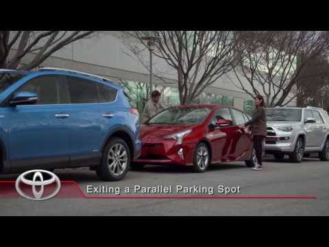 Toyota How-To: Intelligent Park Assist (IPA) | 2016 Toyota Prius | Toyota