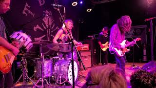 Tyler Bryant &amp; the ShakeDown / Shackles @ Zanzabar