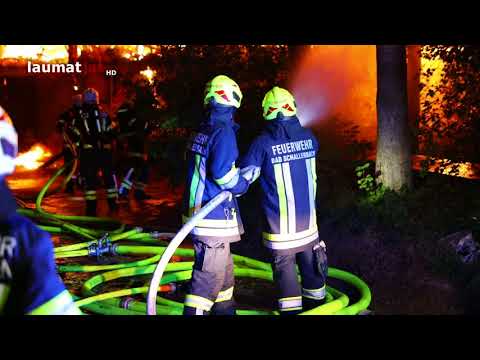 20 Feuerwehren bei Großbrand in Buchkirchen im Einsatz