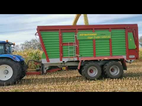 Krone Big X 780 zur Vorführung bei uns im Mais