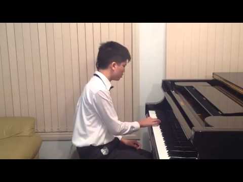 Rio Xiang plays Piano