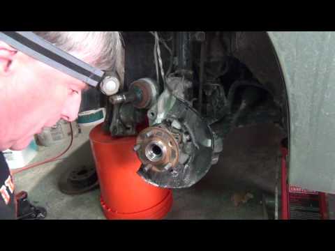 Toyota Prius (2nd Generation) Wheel bearing removal and installation