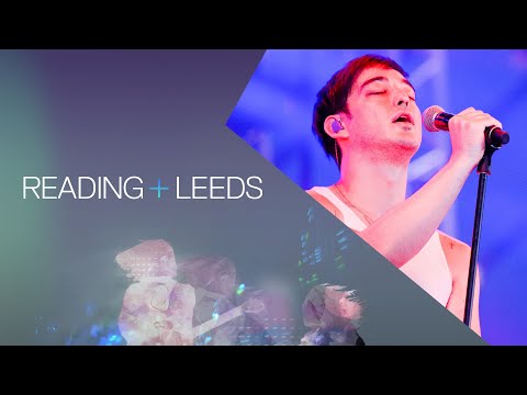 Joji - Slow Dancing in the Dark (Reading + Leeds 2019)
