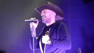 Max Pezzali - I Cowboy Non Mollano (Max 20 Tour, Live In Genova, 12-11-2013)