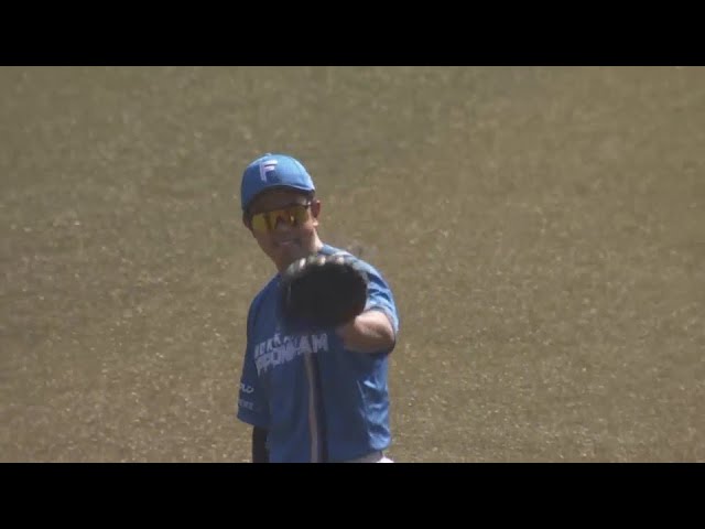 【3回裏】ファイターズ・今川優馬 風に流された打球をスライディングキャッチ!!  2024年5月18日 千葉ロッテマリーンズ 対 北海道日本ハムファイターズ