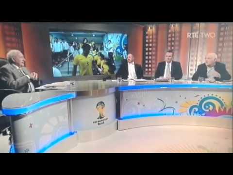Eamon Dunphy drops the F-bomb on RTÉ2