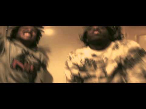 MONEYMAKINMEECH LILCRAZY8 & KEVIN LEVELL IN THE STUDIO